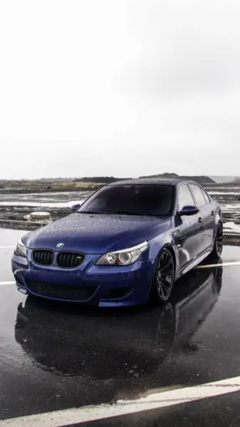 BMW M5 E60 specs, 0-60, quarter mile, lap times