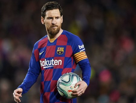 Lionel Messi football 