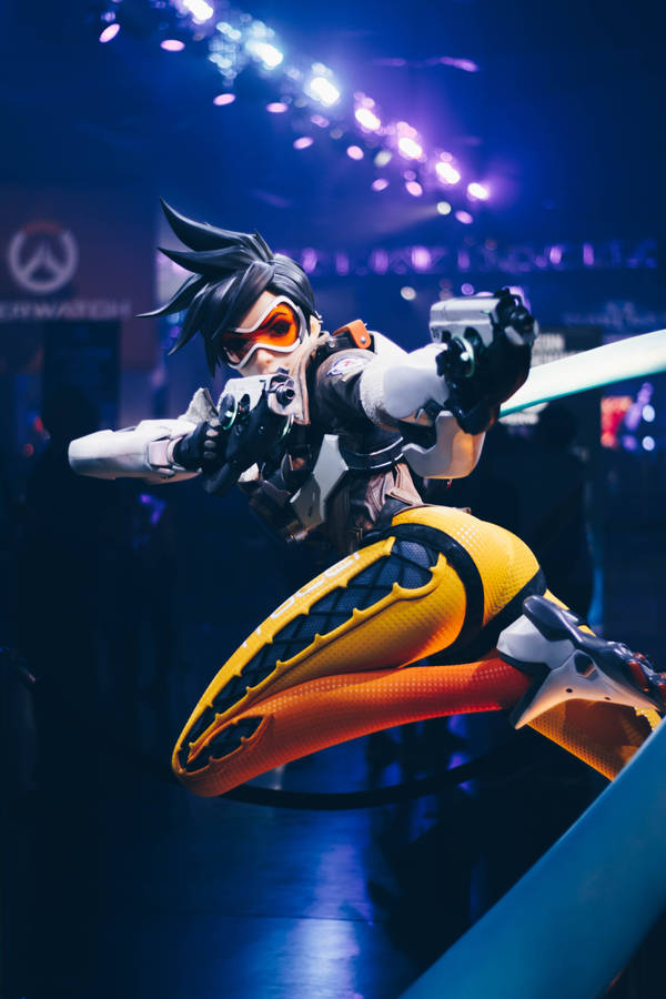 Tracer Overwatch 2 Hero Characters 4K Wallpaper HD Phone iPhone